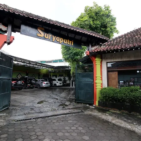 Reddoorz Plus Syariah Near Lempuyangan Station 3-2